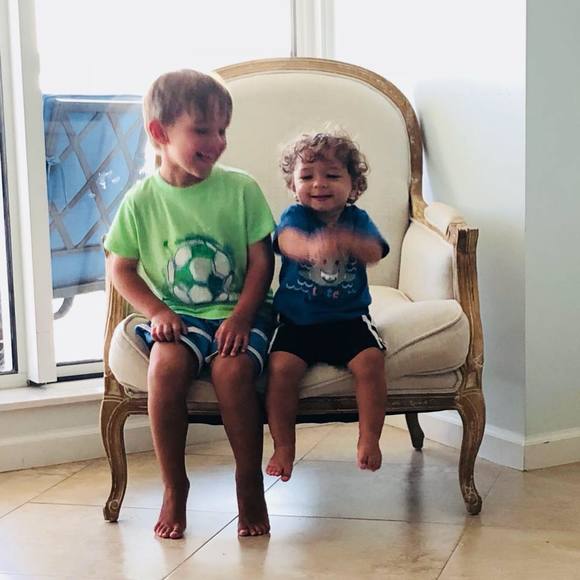 Meet your Posher, Leslie - Picture 1 of 1